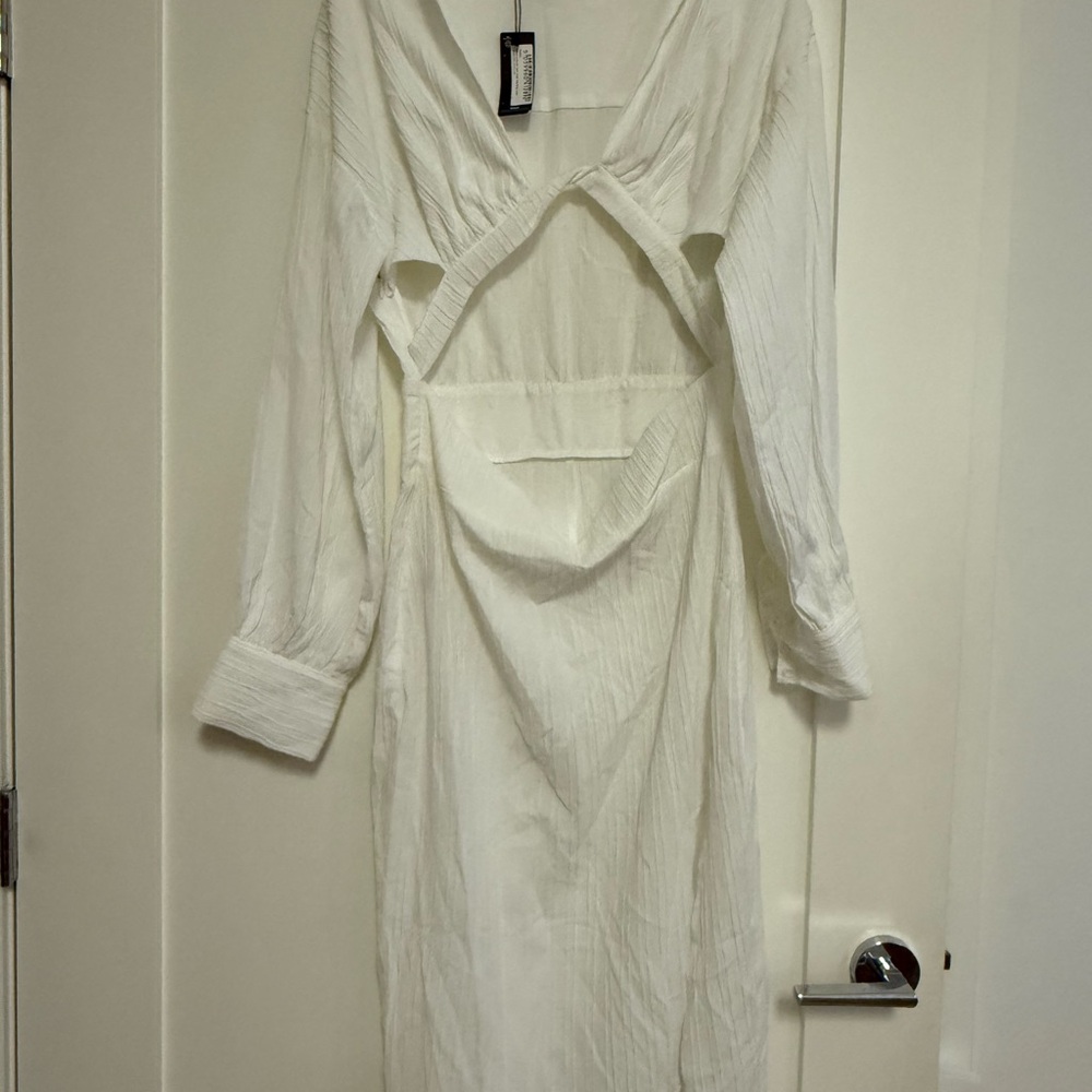 PrettyLittleThing White Long Sleeve V-Neck Sundress